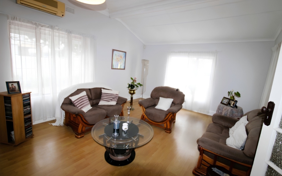 4 Bedroom Property for Sale in Berea Eastern Cape